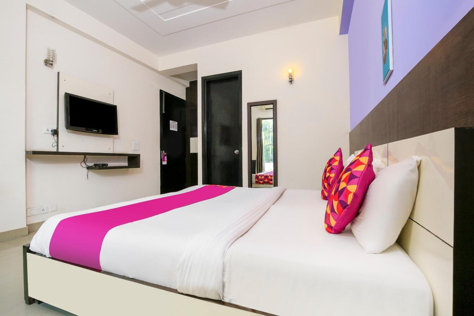 Hotel O Golf Stays Near Aravali Biodiversity Park Gurgaon Exterior foto